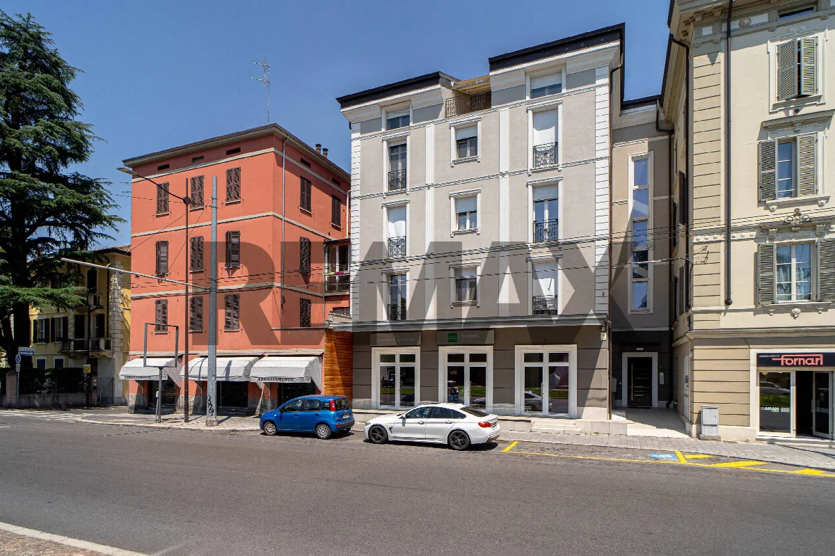 Appartamento in vendita a Parma, Barilla Center - V.le Fratti - foto 2