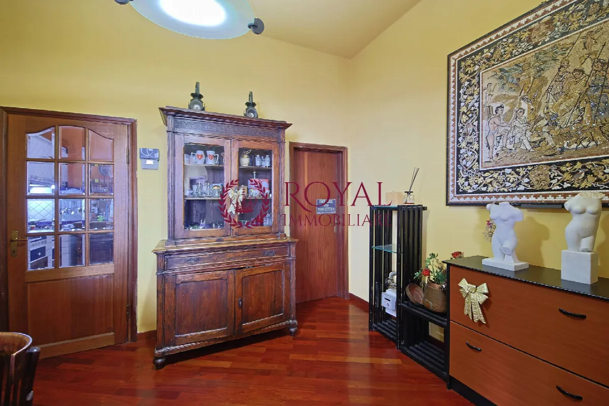 Appartamento in vendita a Livorno, Cavour - foto 2