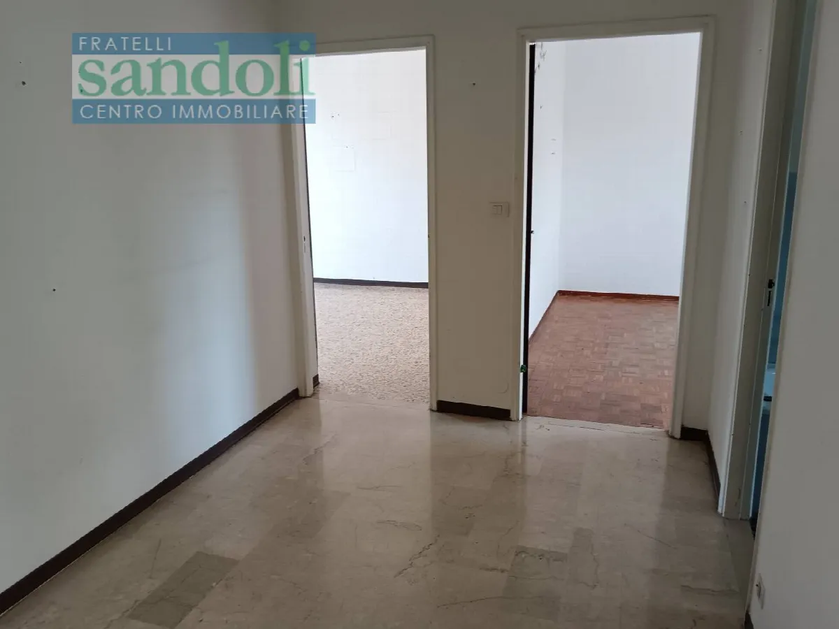 Appartamento in vendita a Vercelli, Semicentro - foto 5