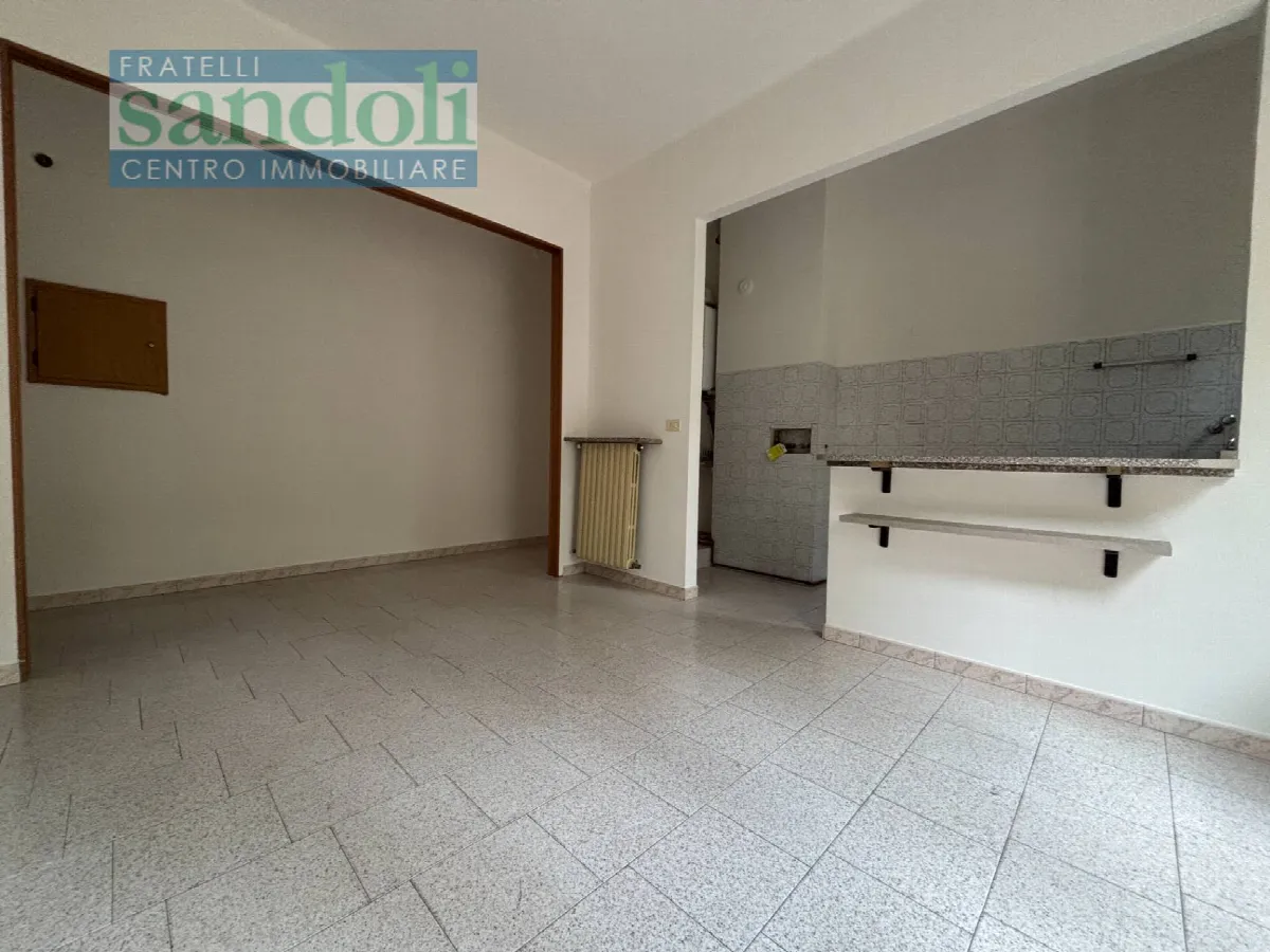 Appartamento in vendita a Vercelli, Corso Italia - foto 2