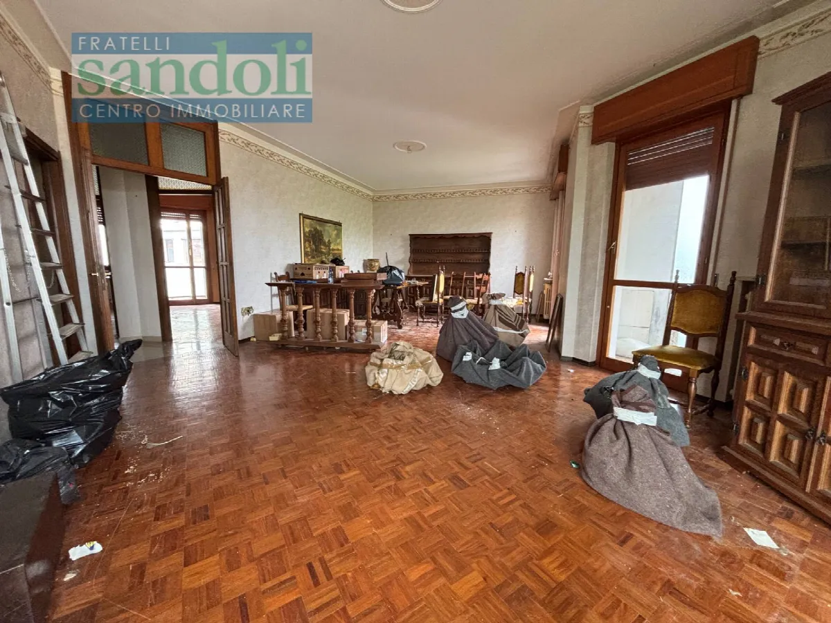 Appartamento in vendita a Vercelli, Semicentro - foto 3