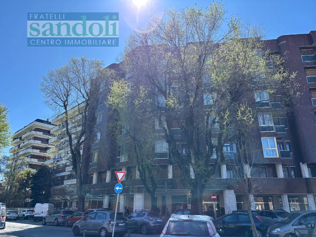 Appartamento in vendita a Vercelli, Semicentro - foto 1