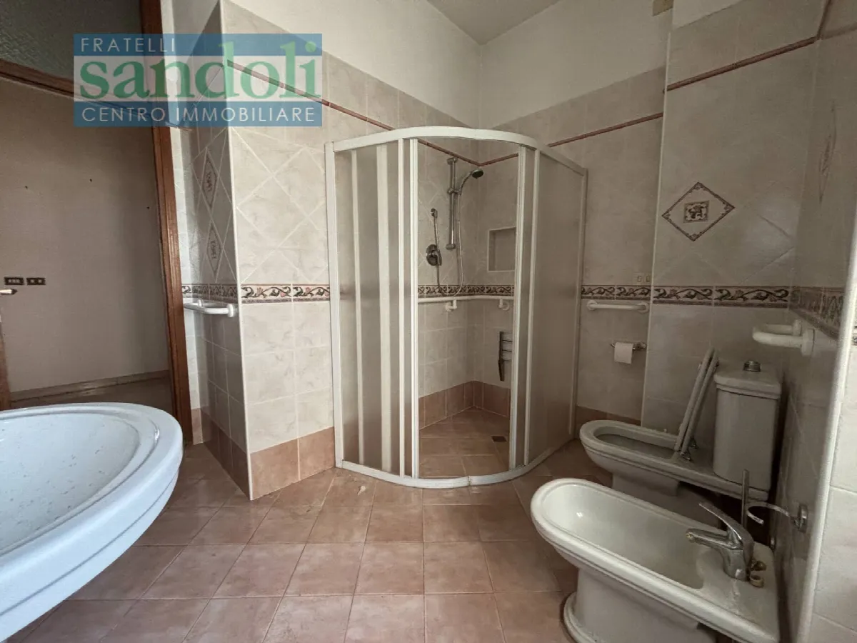 Appartamento in vendita a Vercelli, Semicentro - foto 10