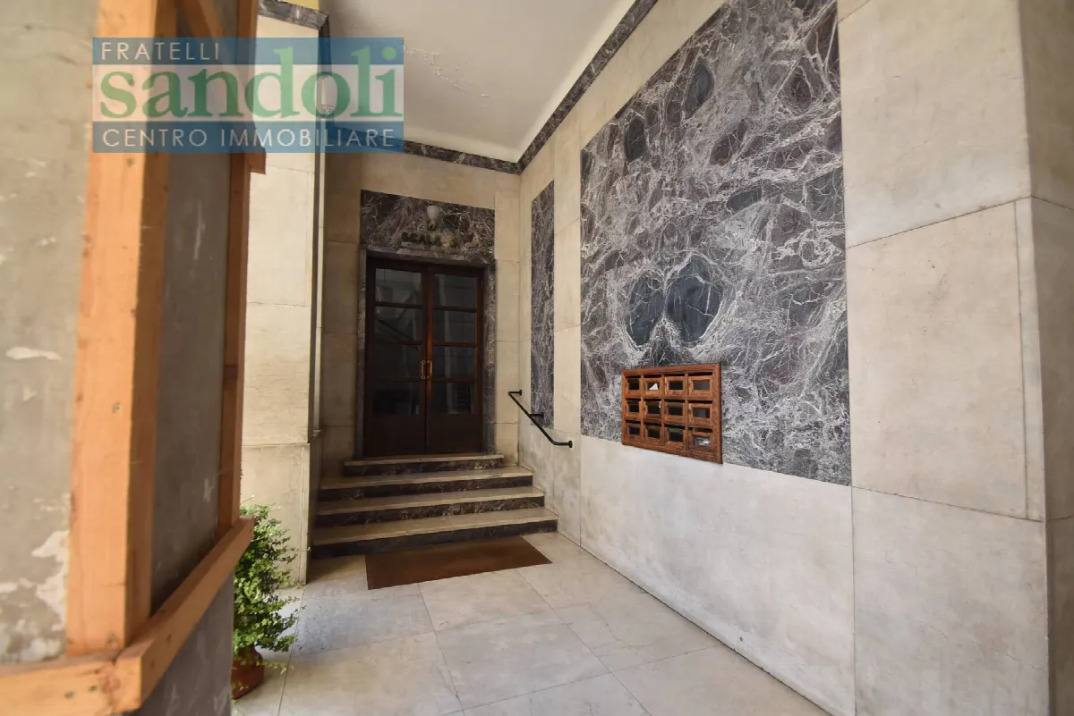 Appartamento in vendita a Vercelli, Centro - foto 3