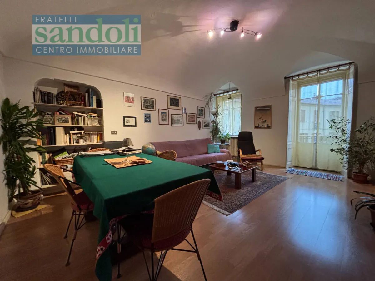 Appartamento in vendita a Vercelli, Centro - foto 2