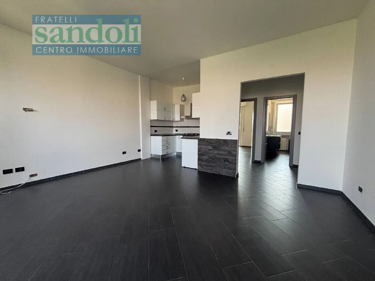 Appartamento in vendita a Vercelli, Centro - foto 2