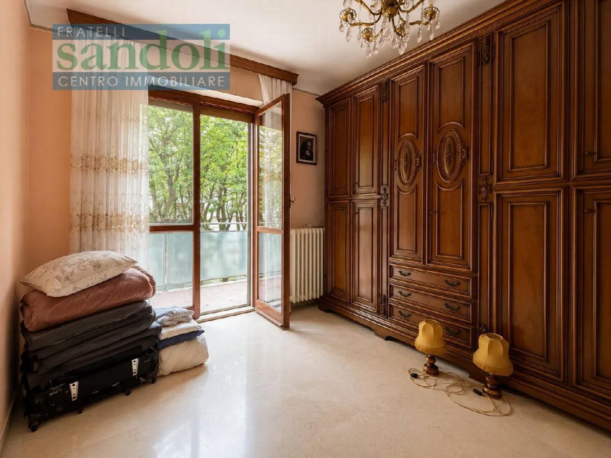 Appartamento in vendita a Vercelli, Viale Rimembranza - foto 2