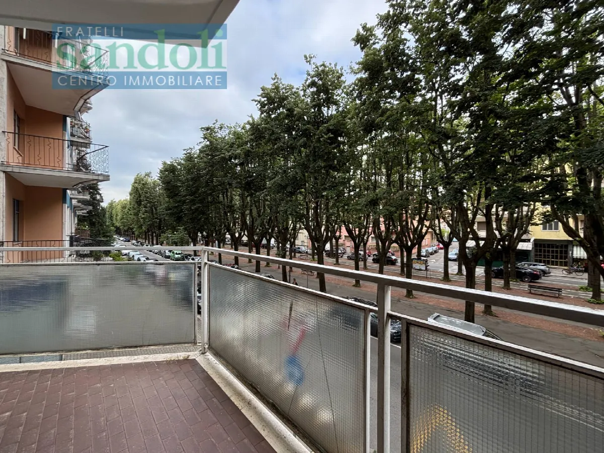 Appartamento in vendita a Vercelli, Viale Rimembranza - foto 9