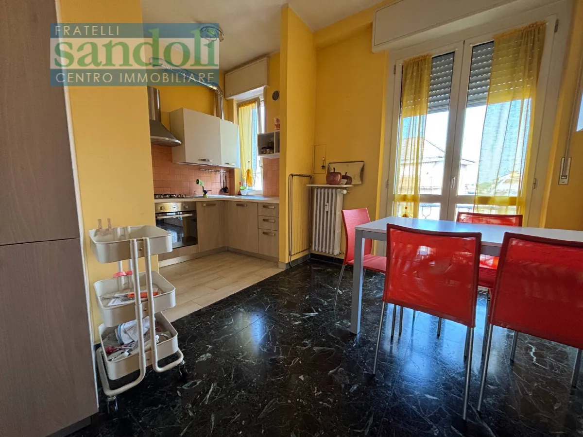 Appartamento in vendita a Vercelli, Centro - foto 1
