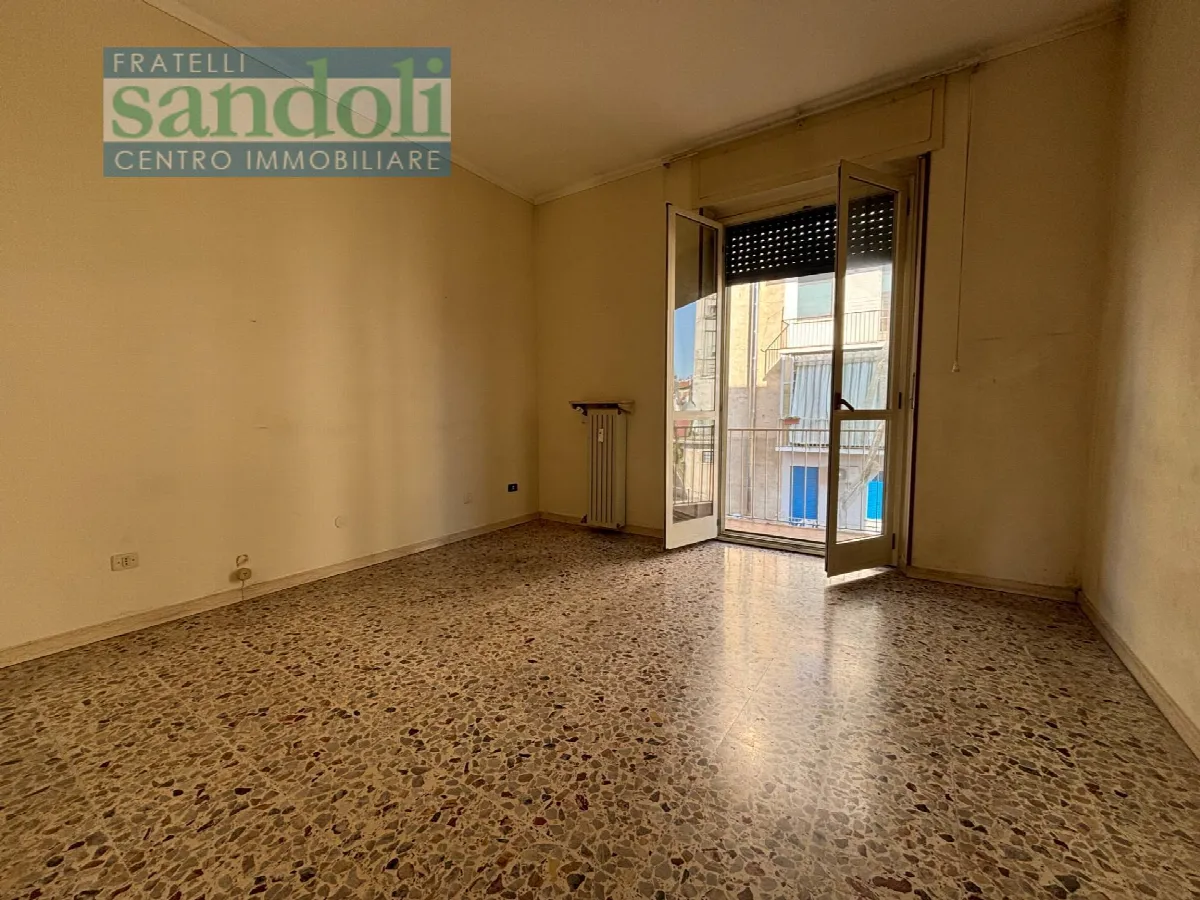 Appartamento in vendita a Vercelli, Corso Italia - foto 1