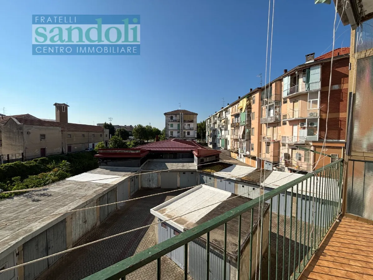 Appartamento in vendita a Vercelli, Corso Italia - foto 8