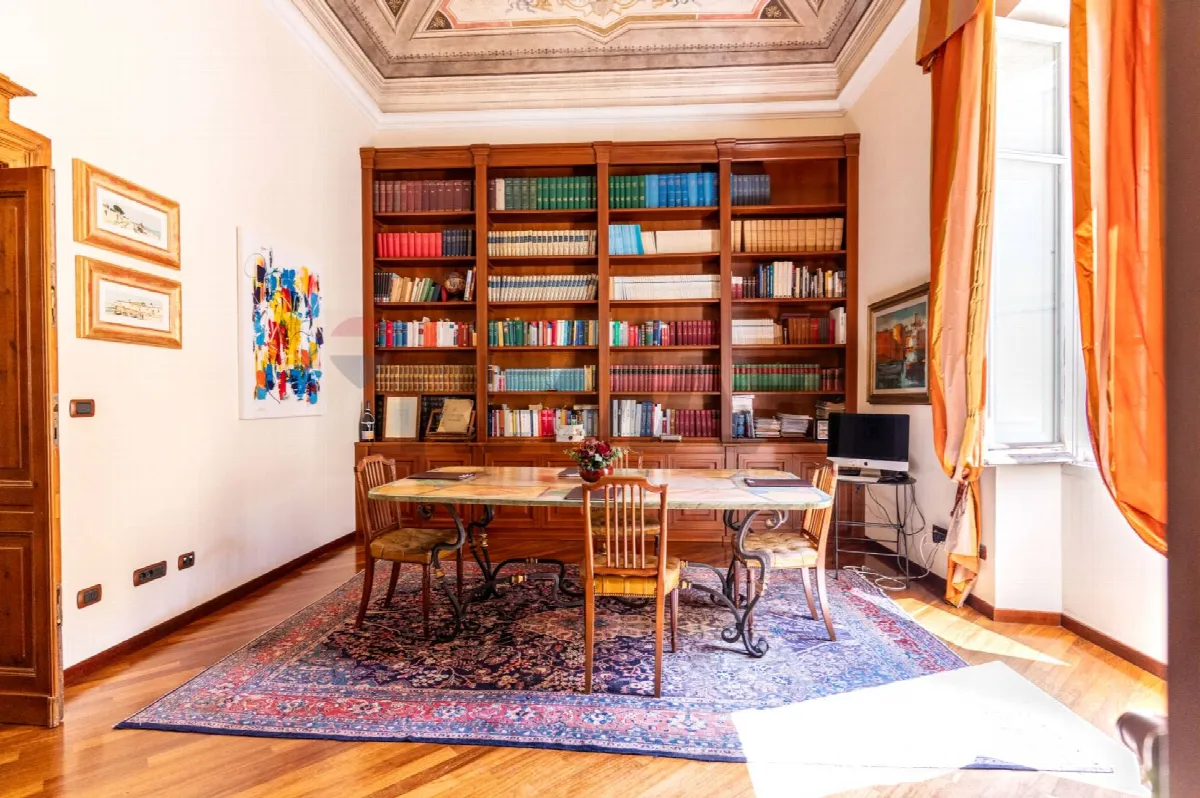 Appartamento in vendita a Sassari, Centro - foto 1