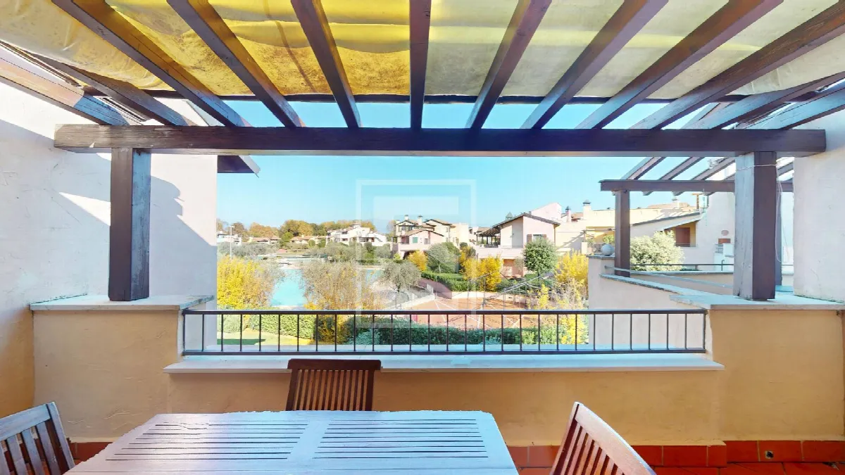 Appartamento in vendita a Peschiera del Garda, San Benedetto di Lugana - foto 1