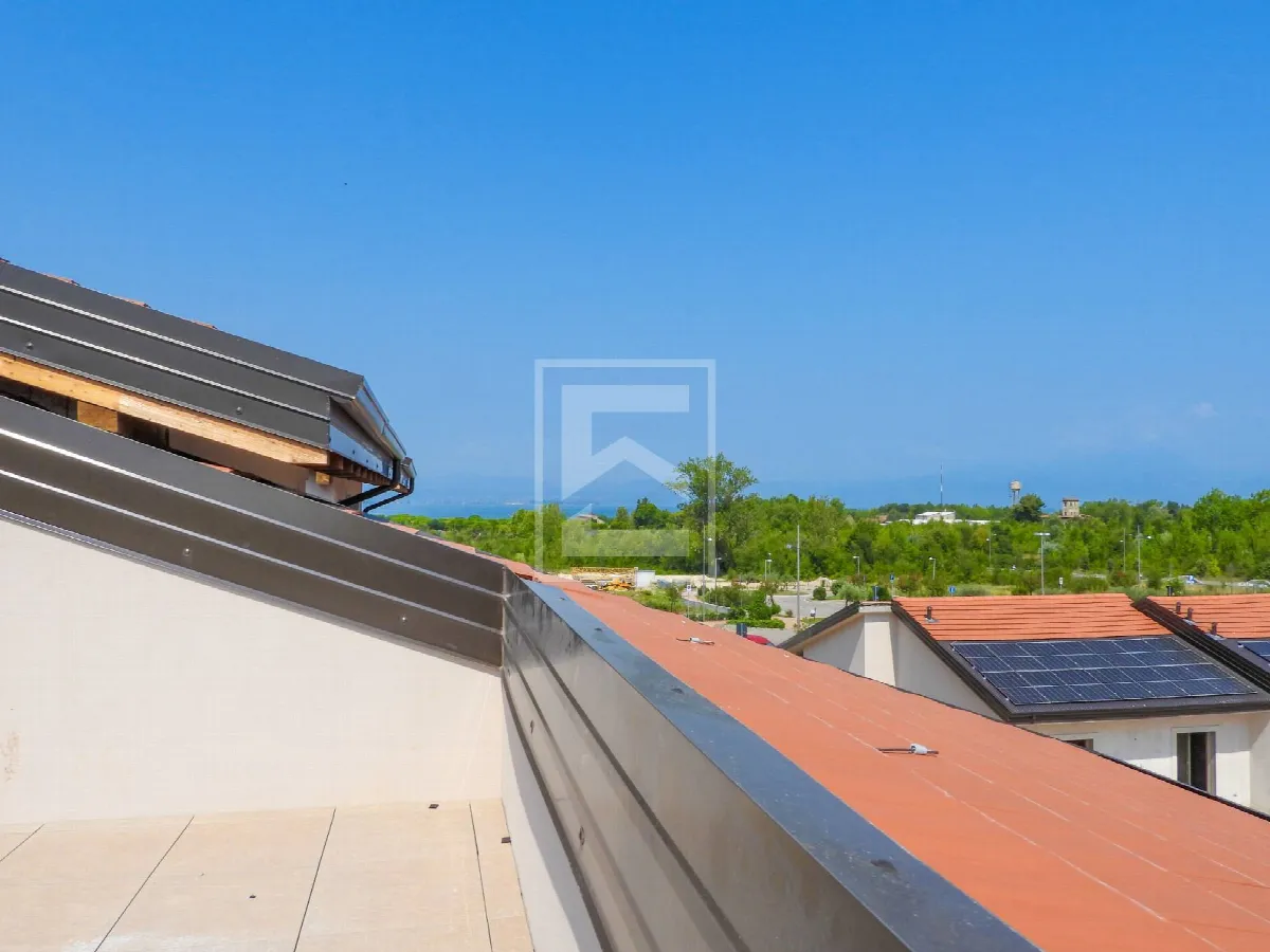 Appartamento in vendita a Peschiera del Garda - foto 2