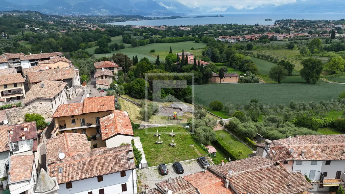 Appartamento in vendita a Manerba del Garda, Balbiana - foto 1