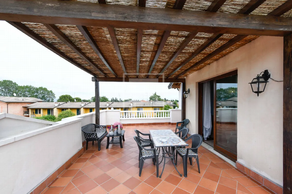 Appartamento in vendita a Peschiera del Garda, San Benedetto di Lugana - foto 1
