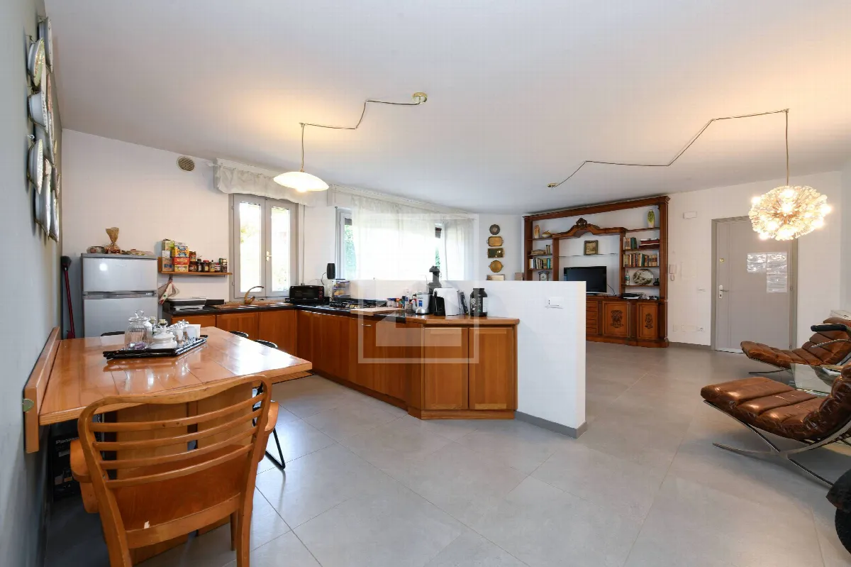 Appartamento in vendita a Sirmione, Colombare - foto 6