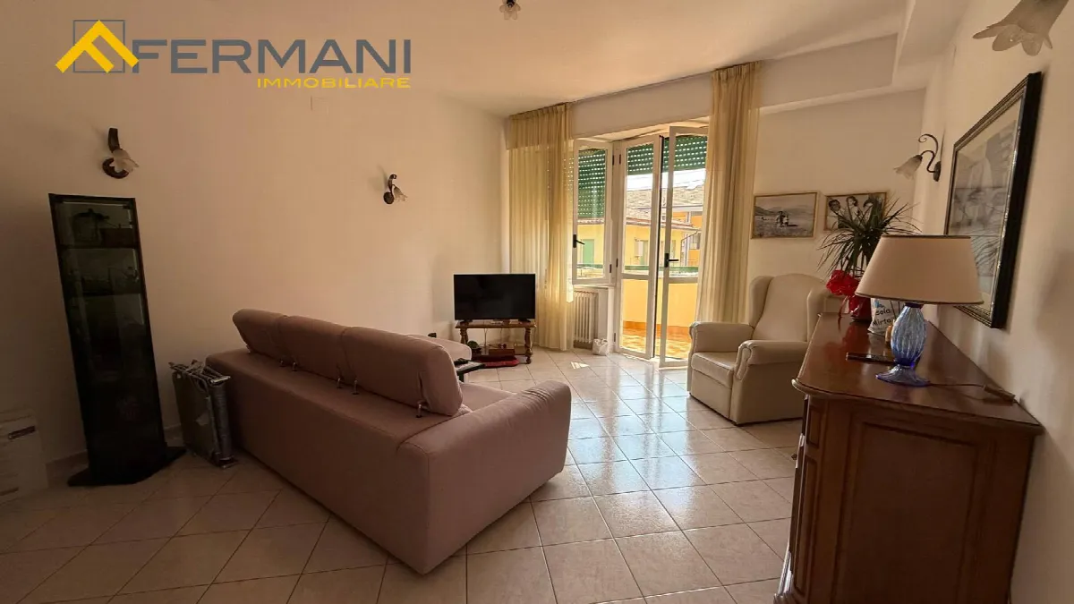 Appartamento in vendita a Ascoli Piceno, Borgo Solestà - foto 1
