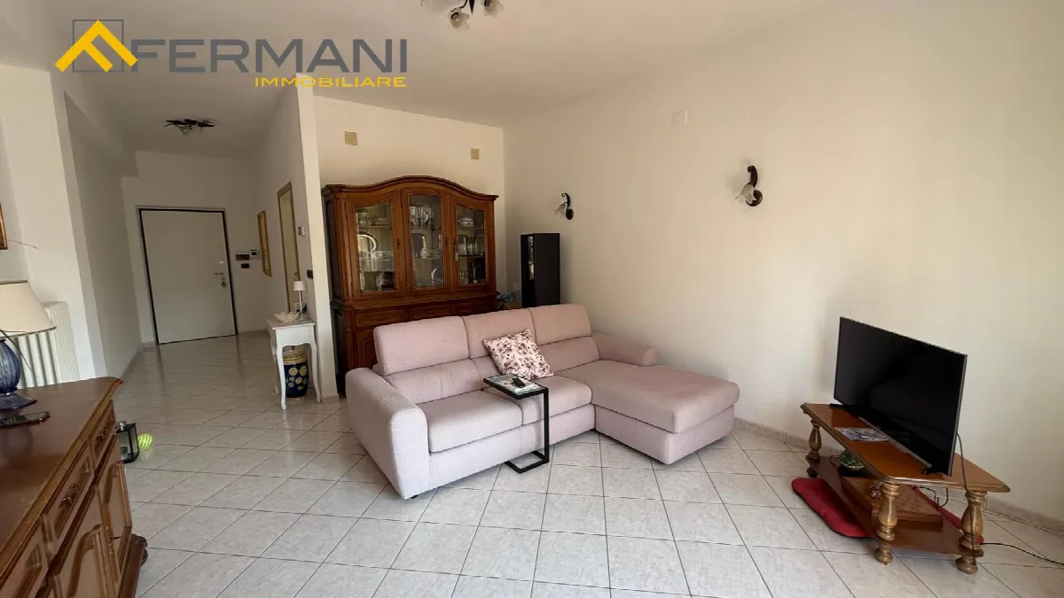 Appartamento in vendita a Ascoli Piceno, Borgo Solestà - foto 2