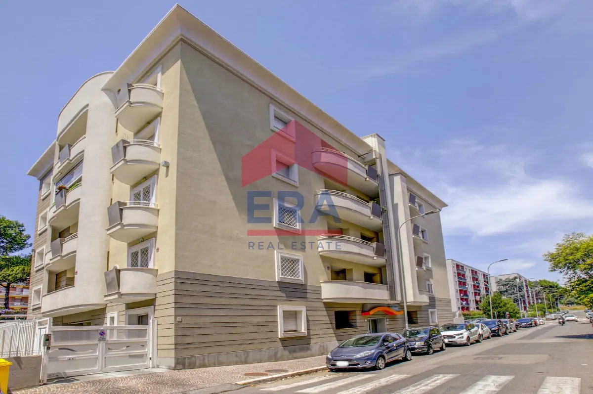 Appartamento in vendita a Pomezia, Centro - foto 1