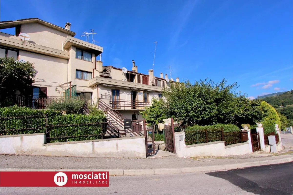 Appartamento in vendita a Castelraimondo - foto 2