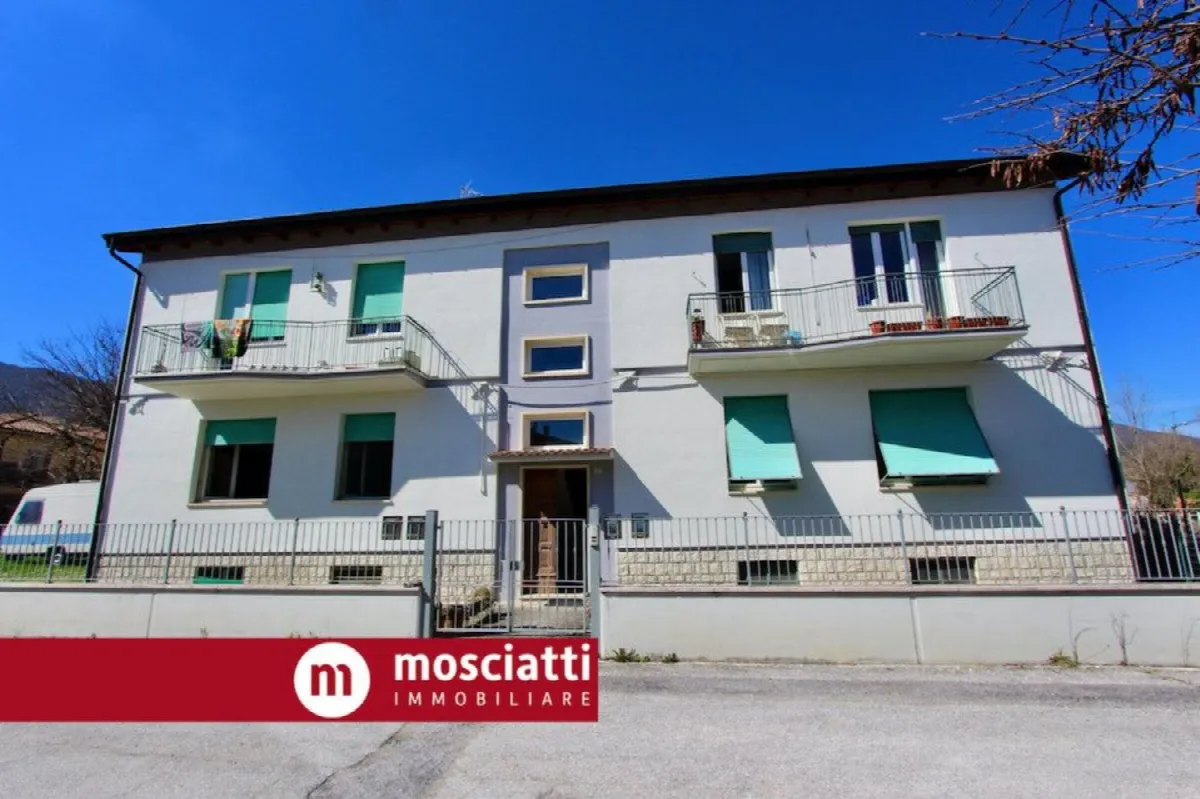 Appartamento in vendita a Esanatoglia - foto 1