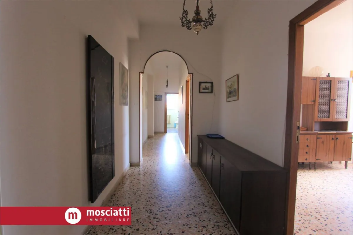 Appartamento in vendita a Esanatoglia - foto 3
