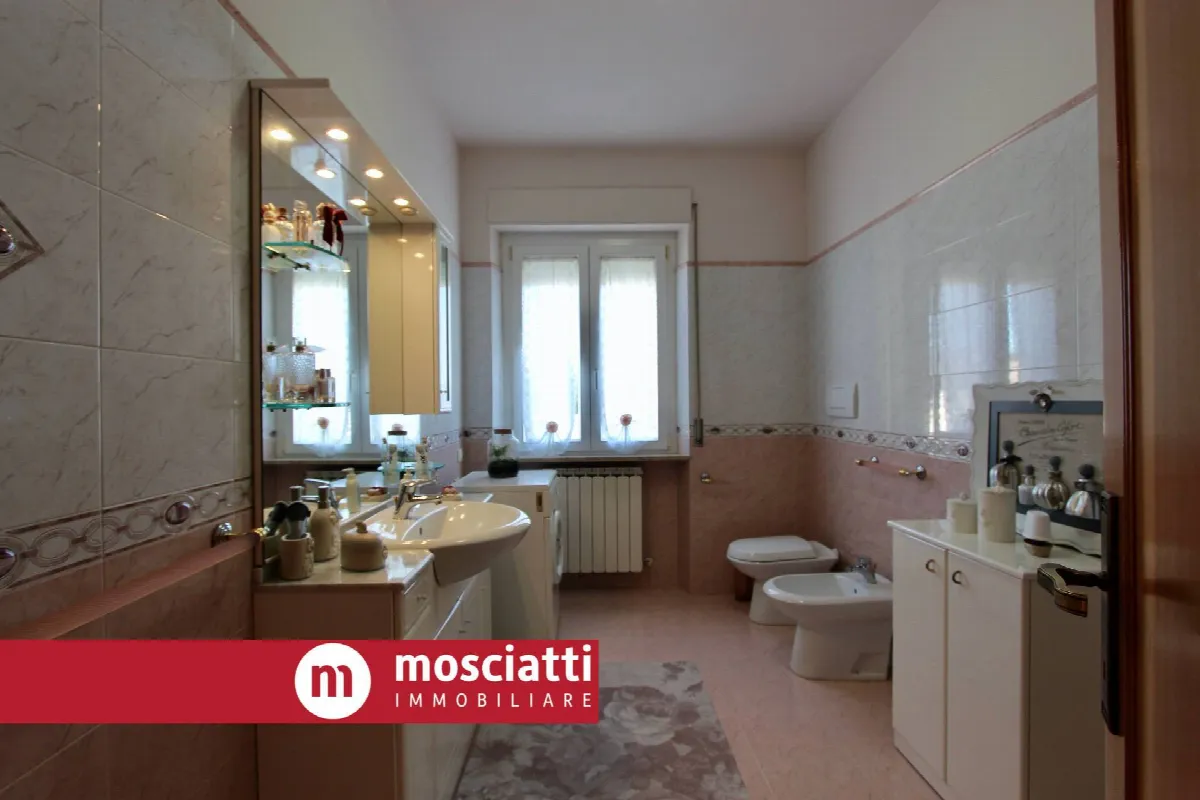 Appartamento in vendita a Esanatoglia - foto 9