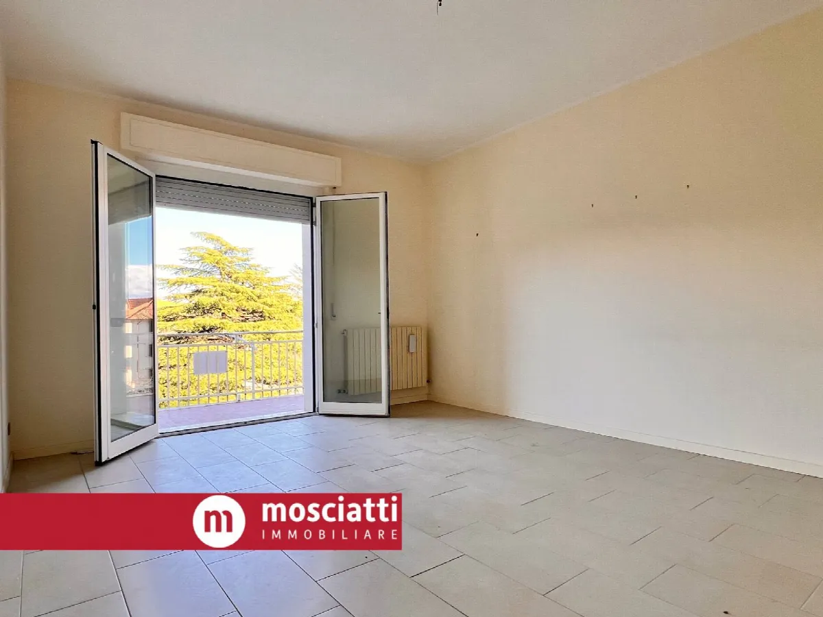 Appartamento in vendita a Esanatoglia - foto 1