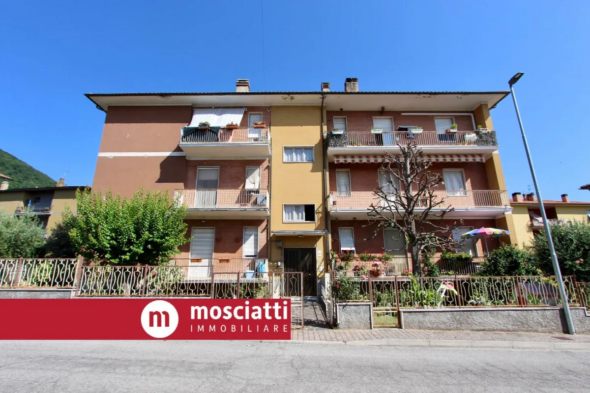 Appartamento in vendita a Esanatoglia - foto 1
