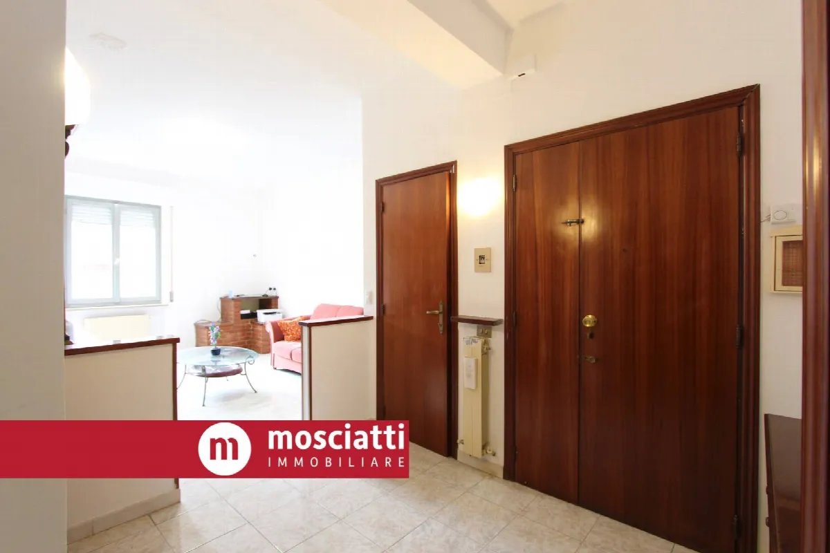 Appartamento in vendita a Esanatoglia - foto 4
