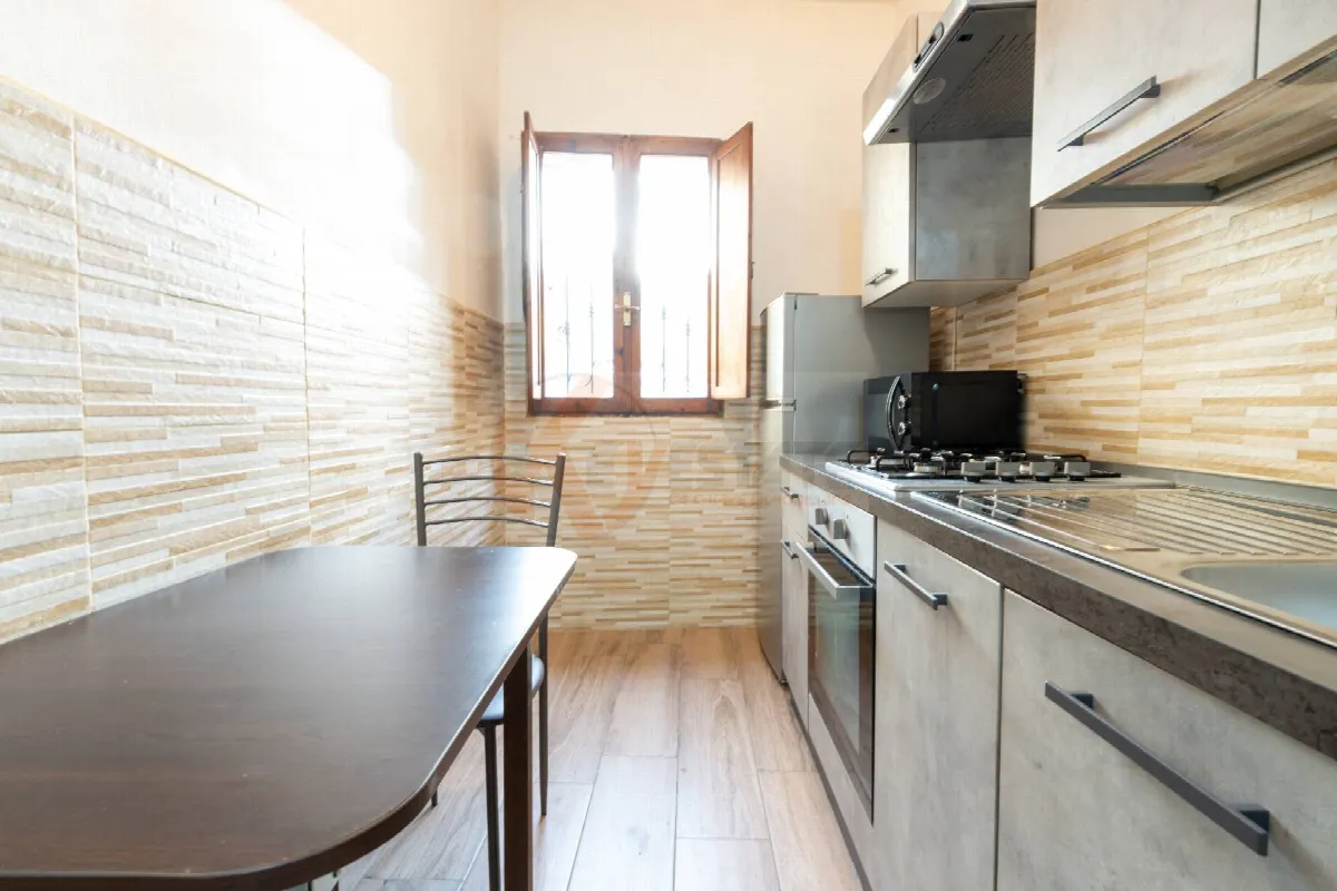 Appartamento in vendita a Sassari, Centro Storico - foto 2
