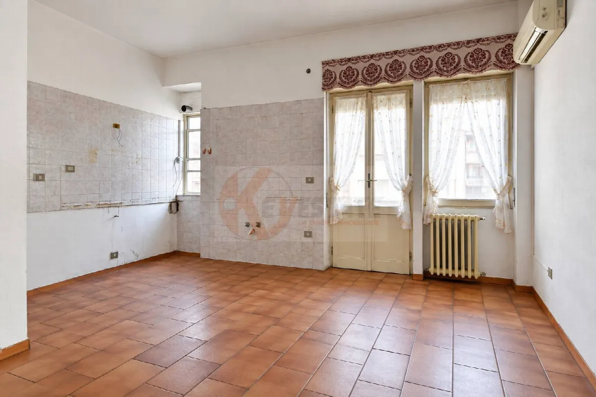 Appartamento in vendita a Sassari, V.le Italia - foto 2