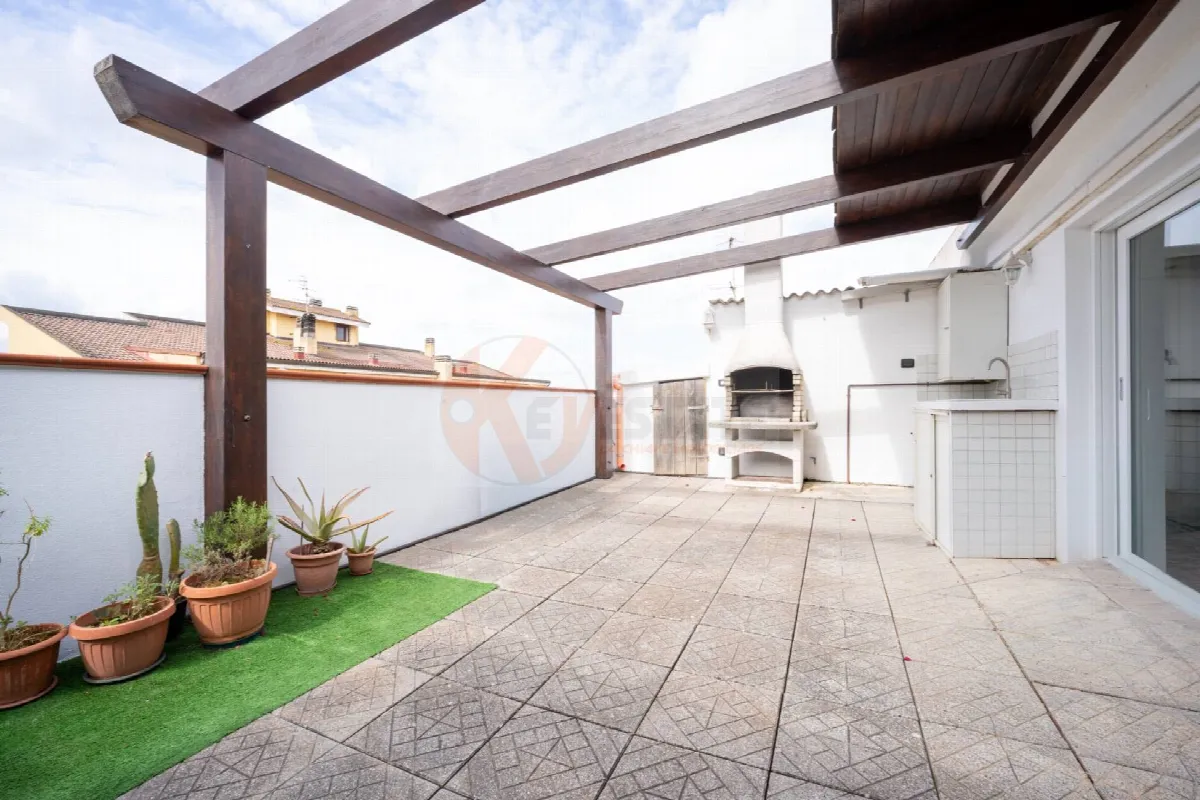 Appartamento in vendita a Sassari, Monte Rosello - foto 2