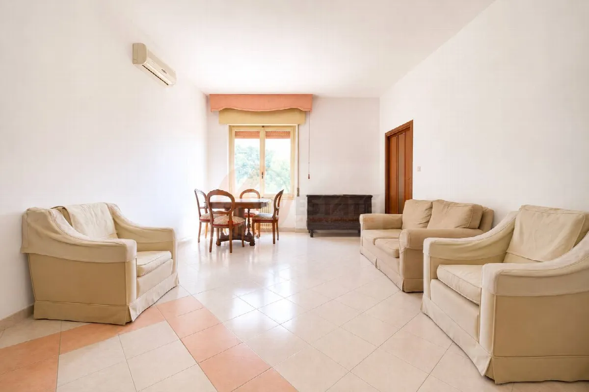Appartamento in vendita a Sassari, Centro Via Roma - foto 2