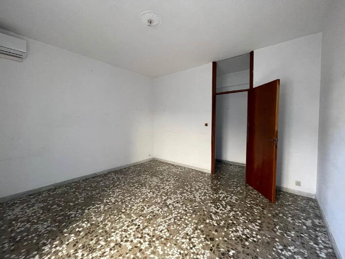 Appartamento in vendita a Taranto, Montegranaro - foto 2