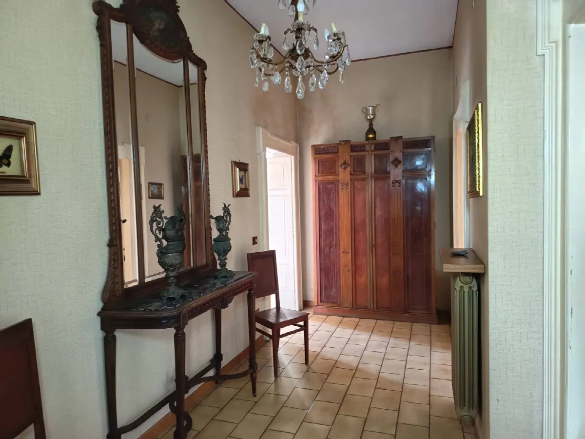 Appartamento in vendita a Taranto, Borgo - foto 2