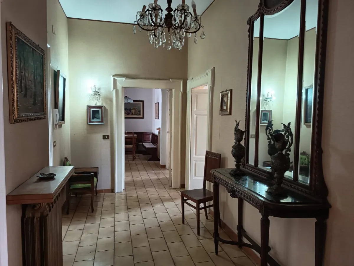 Appartamento in vendita a Taranto, Borgo - foto 3