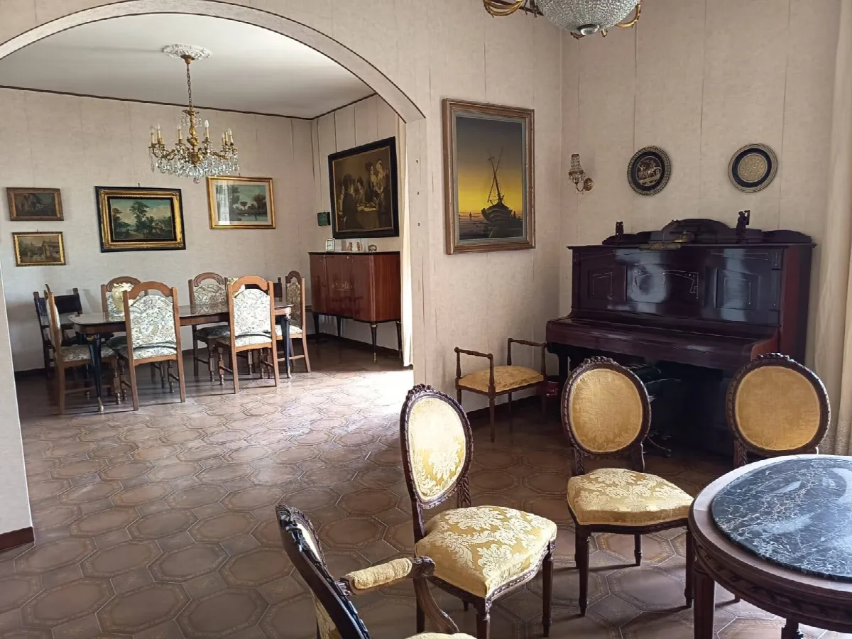 Appartamento in vendita a Taranto, Borgo - foto 4