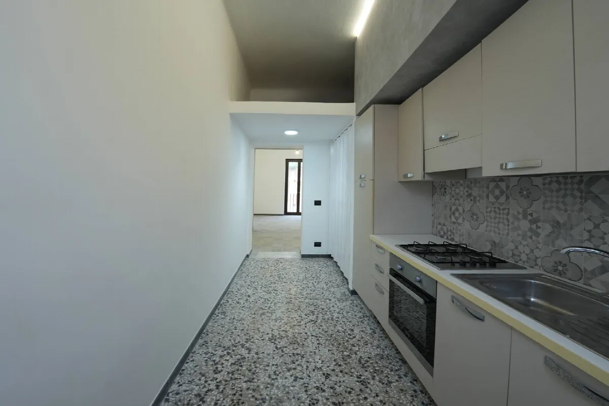 Appartamento in vendita a Taranto, Borgo - foto 8