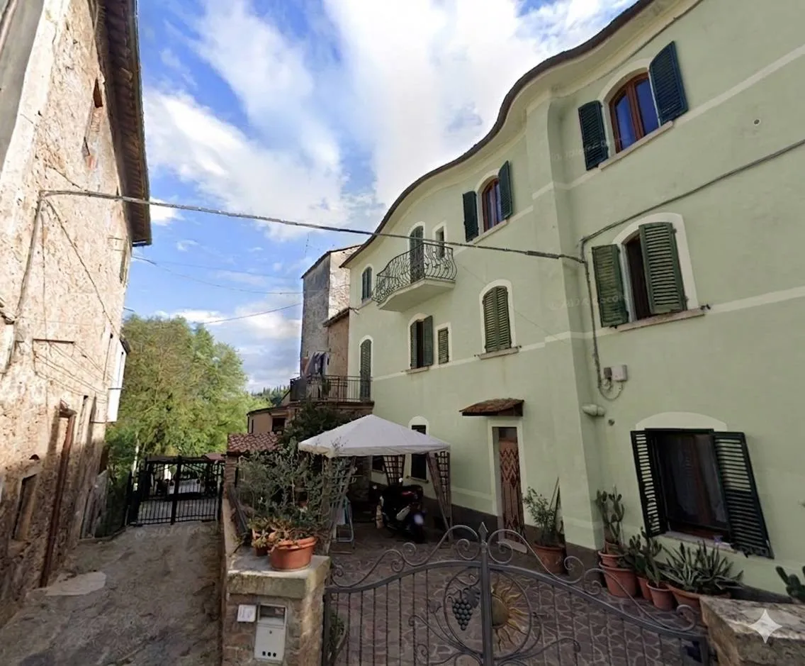 Appartamento in vendita a Poggibonsi, Staggia Senese - foto 1