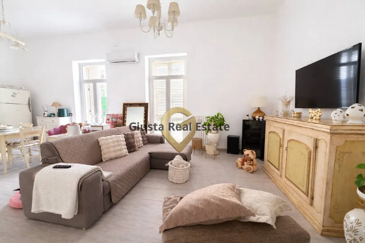 Appartamento in vendita a Brindisi, Zona Centro - foto 1