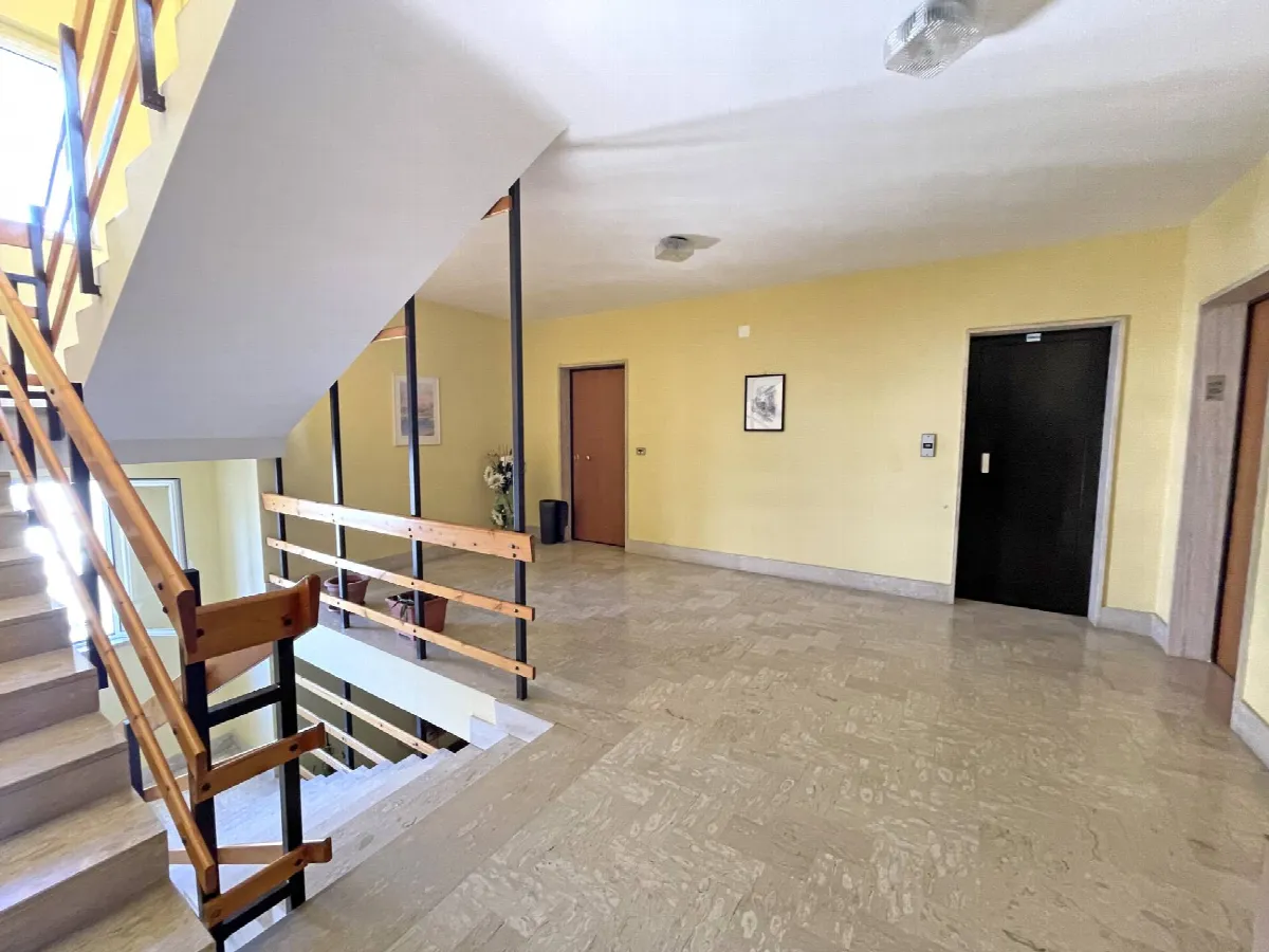 Appartamento in vendita a Brindisi, S. Elia - foto 4