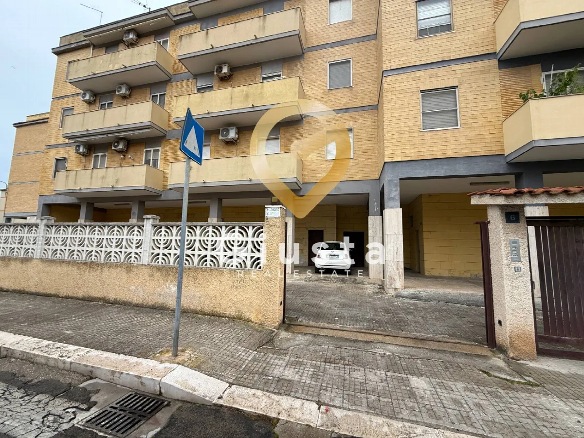 Appartamento in vendita a Brindisi, Paradiso - foto 1