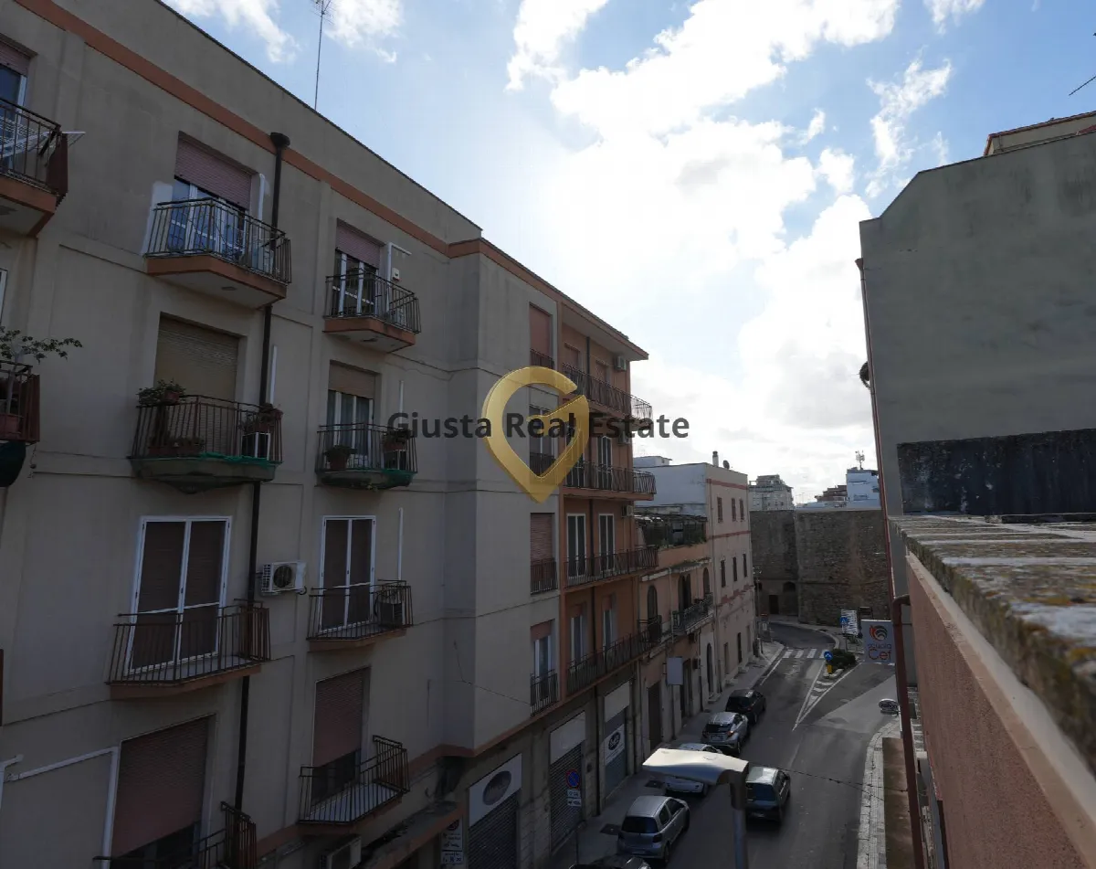 Appartamento in vendita a Brindisi, Zona Centro - foto 3