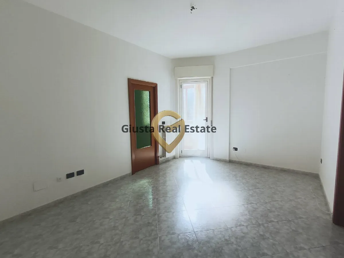 Appartamento in vendita a Brindisi, S. Chiara - foto 3