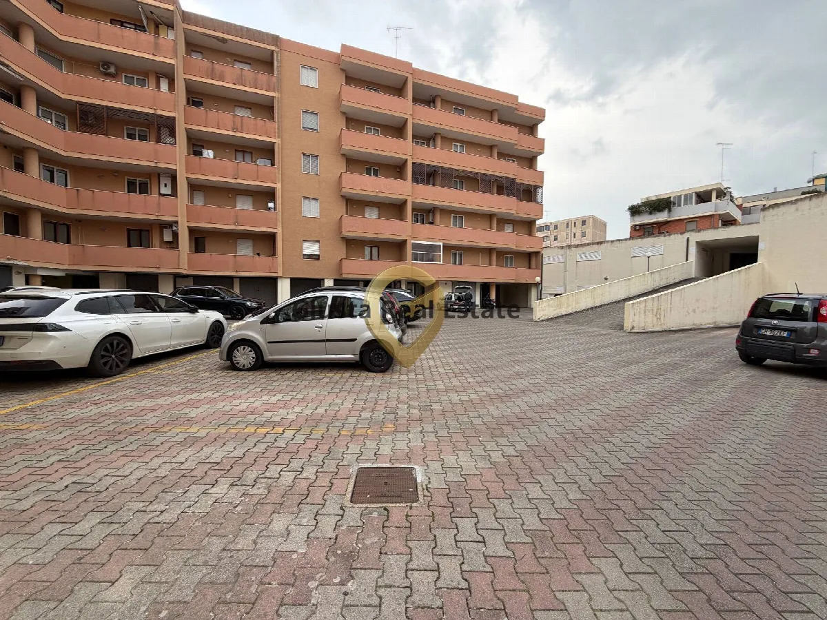 Appartamento in vendita a Brindisi, Zona Centro - foto 3