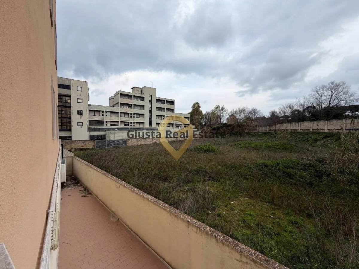Appartamento in vendita a Brindisi, Zona Centro - foto 8