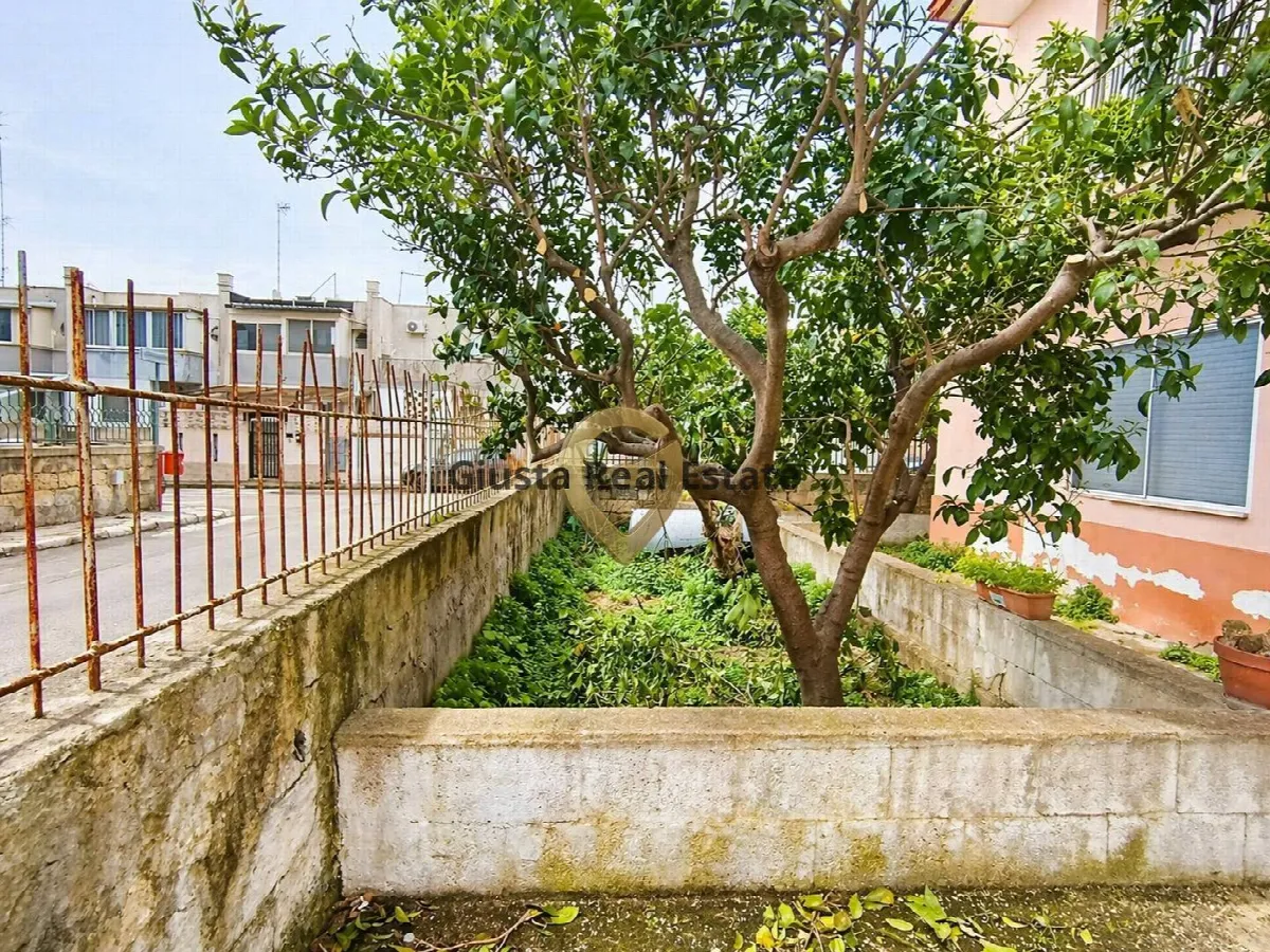 Appartamento in vendita a Brindisi, Zona Sant'Angelo - foto 3