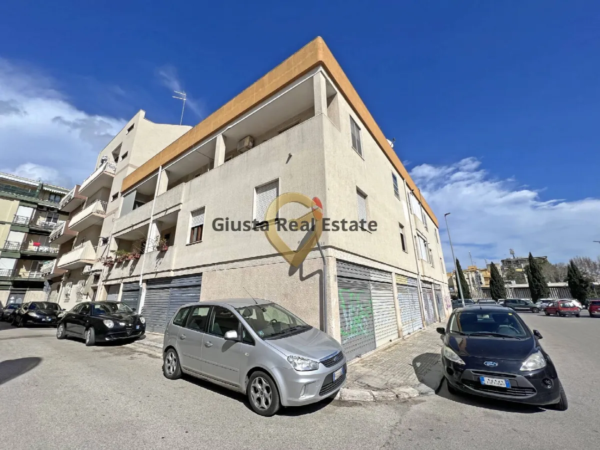 Appartamento in vendita a Brindisi, Commenda - foto 1